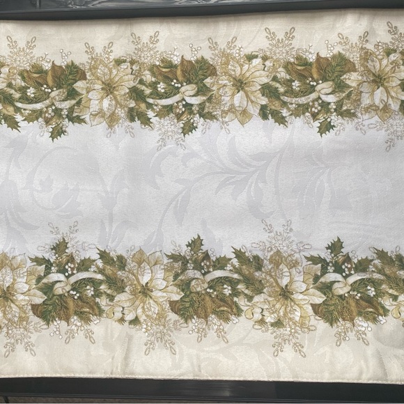 Christmas Elegant Winter White Poinsettia Dinner Table Runner 13x120 inches NEW - Picture 2 of 11